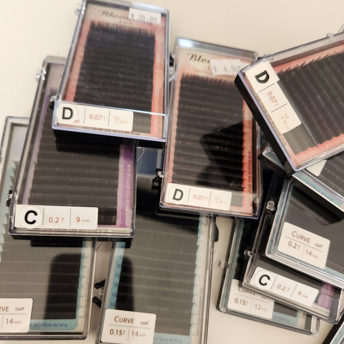 CLEARANCE OF EYELASH CASE (IDEAL FOR PRACTICE)