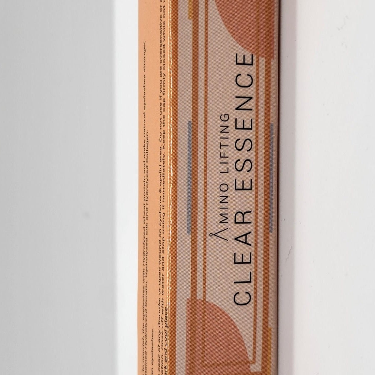 CLEAR ESSENCE SERUM