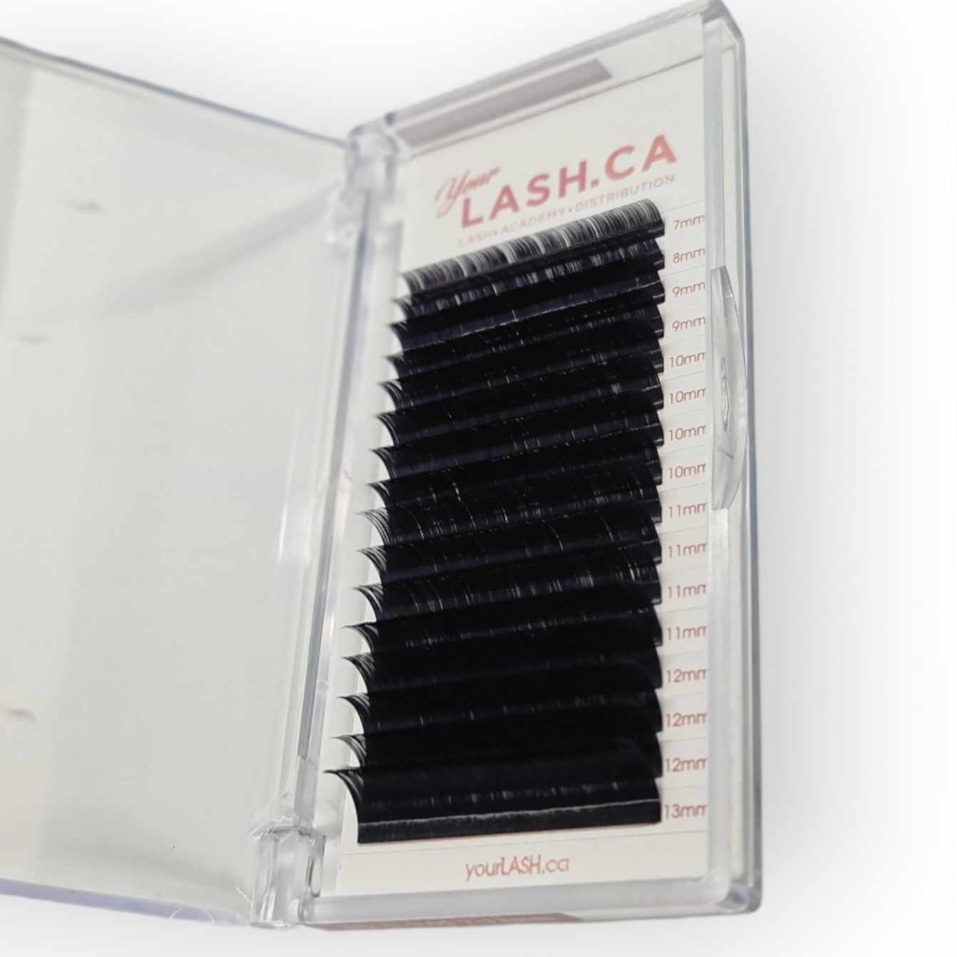 VOLUME SILK EYELASH EXTENSIONS