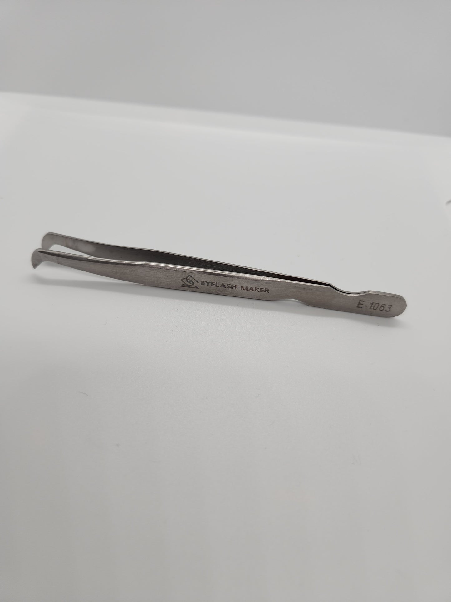 EYELASH EXTENSION TWEEZERS